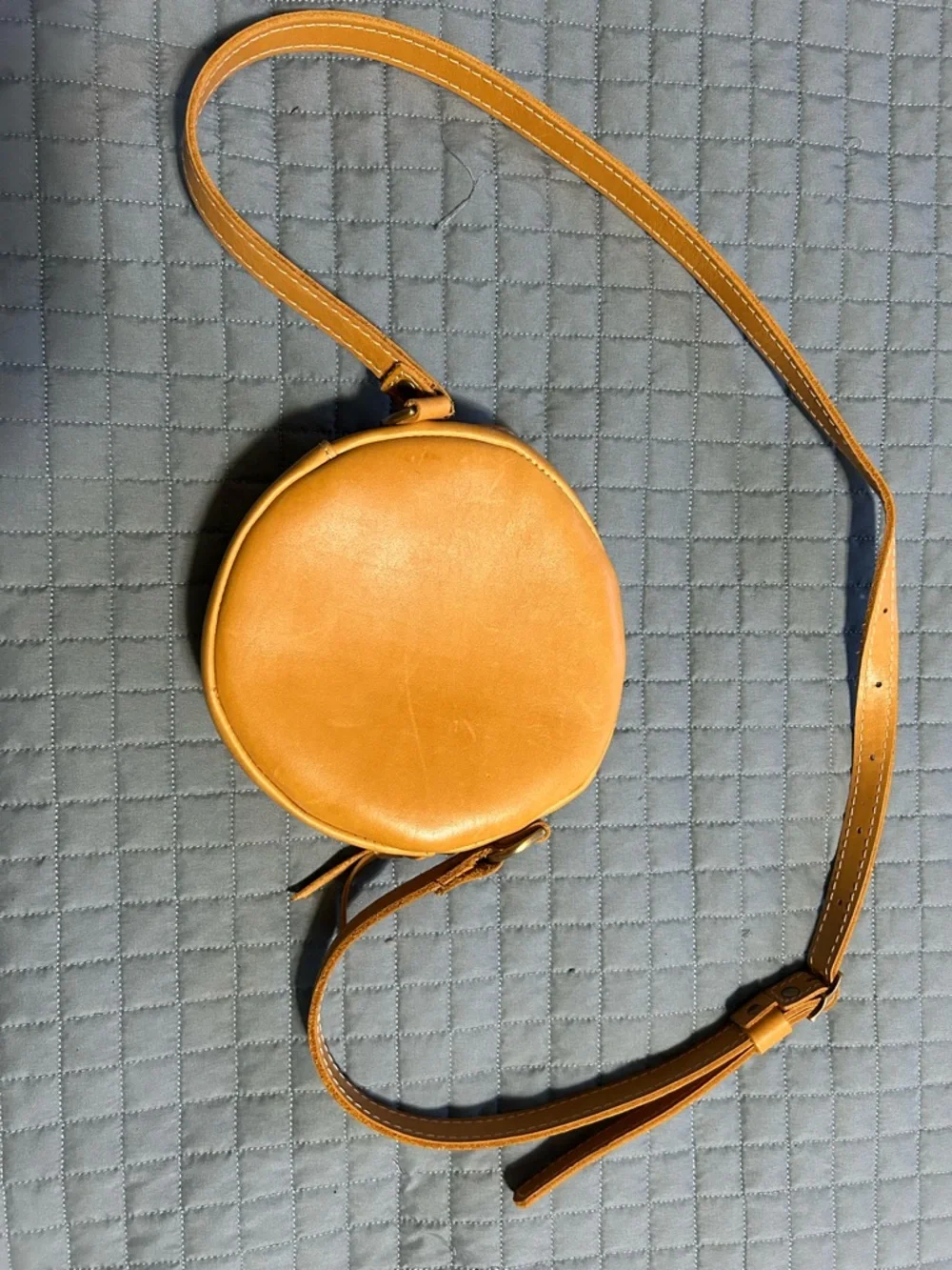 Portland Leather Round Crossbody Bag - Mustard color - Picture 2 of 3